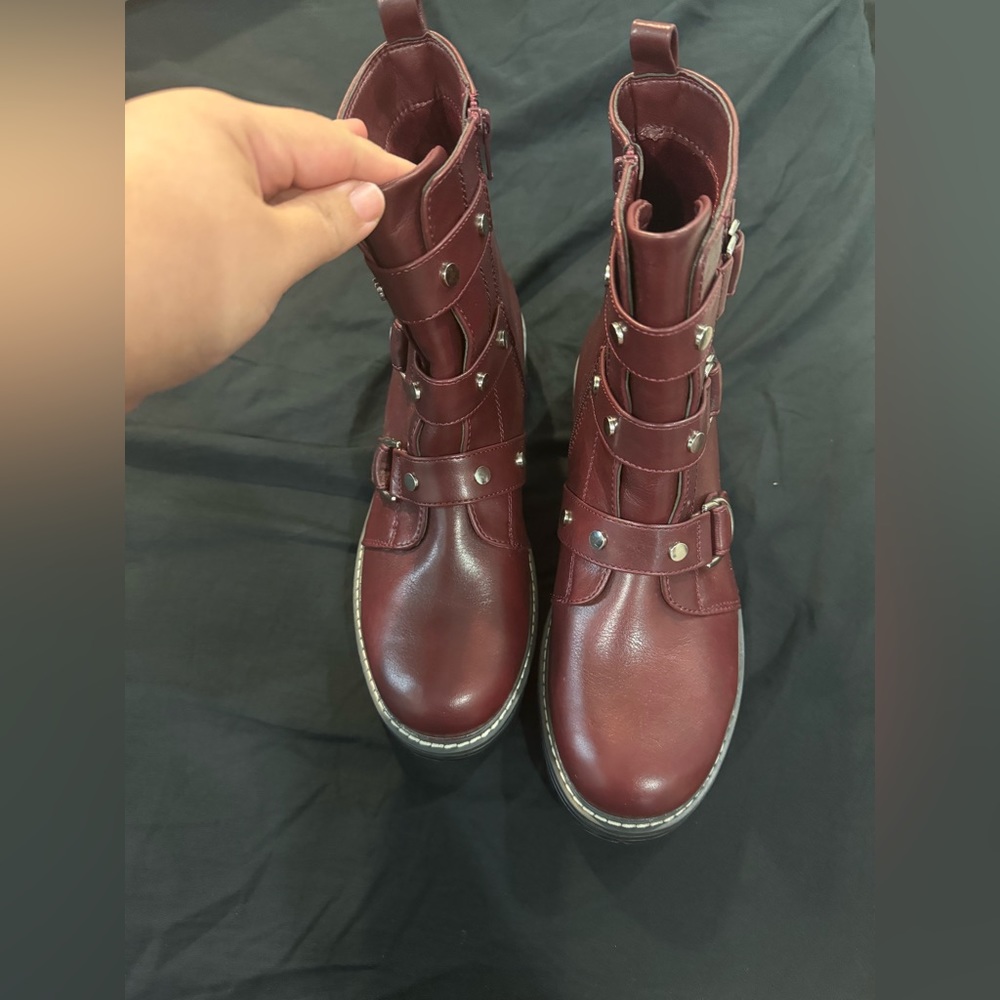 SO boots